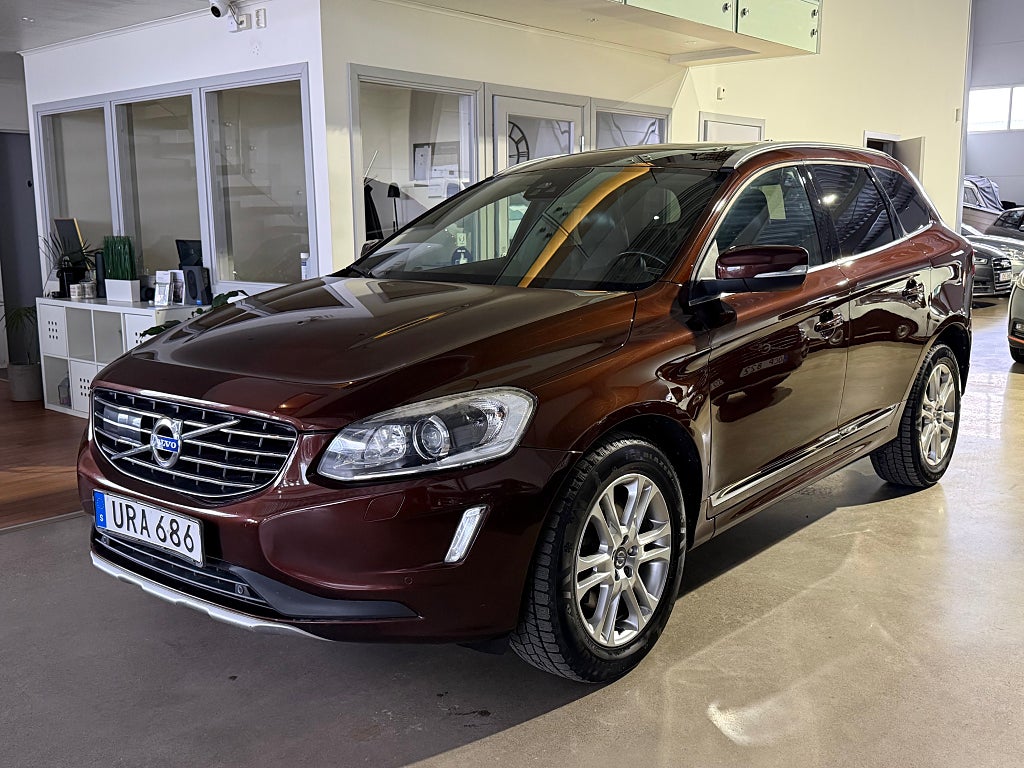 Volvo XC60 D4 AWD Geartronic Summum Eu 5 (Glastak, Navi, S&V-däck)