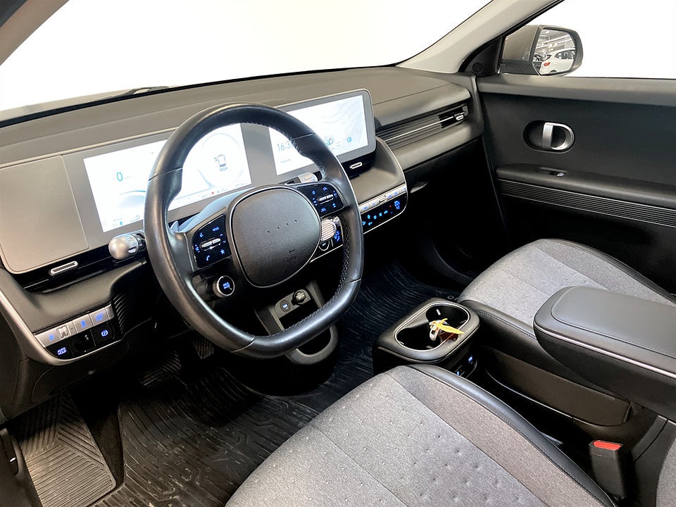 Bild på Hyundai IONIQ 5 Essential 72.6 kWh 218hk Aut B-KAMERA NAVI