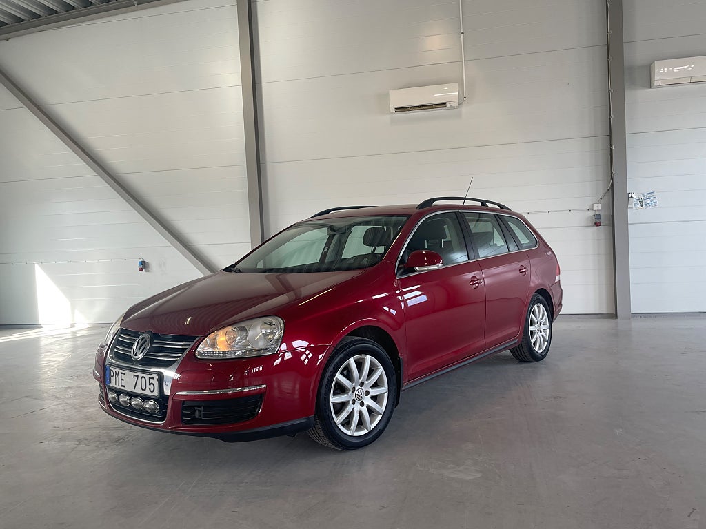 Volkswagen Golf Variant 1.6 Dragkrok 2-Ägare Låga mil