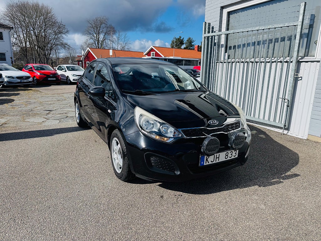 Kia Rio 1.2 84HK CVVT GLS 5-D / 9700Mil