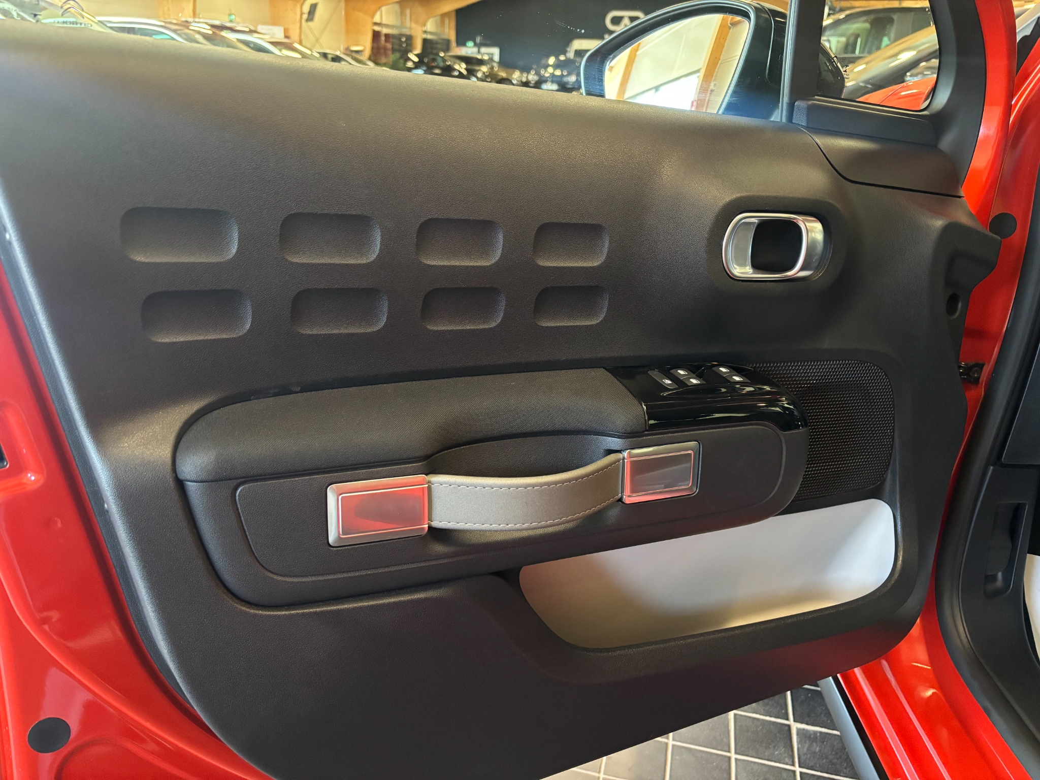 Citroen C3 1.2 PureTech 110 EAT Sensorer 2017, kuva 5/45