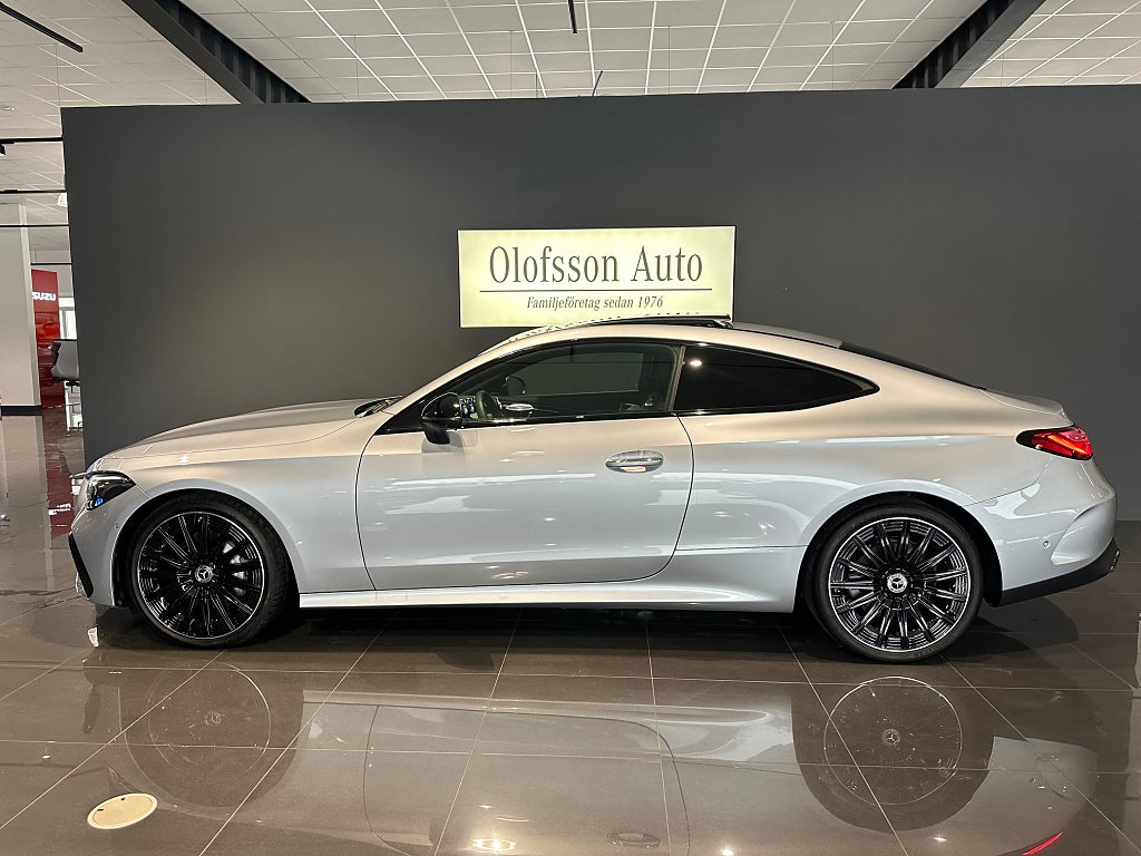 Mercedes-Benz CLE 300 4MATIC Coupé AMG Premium Värmare Glastak Drag - bild 2