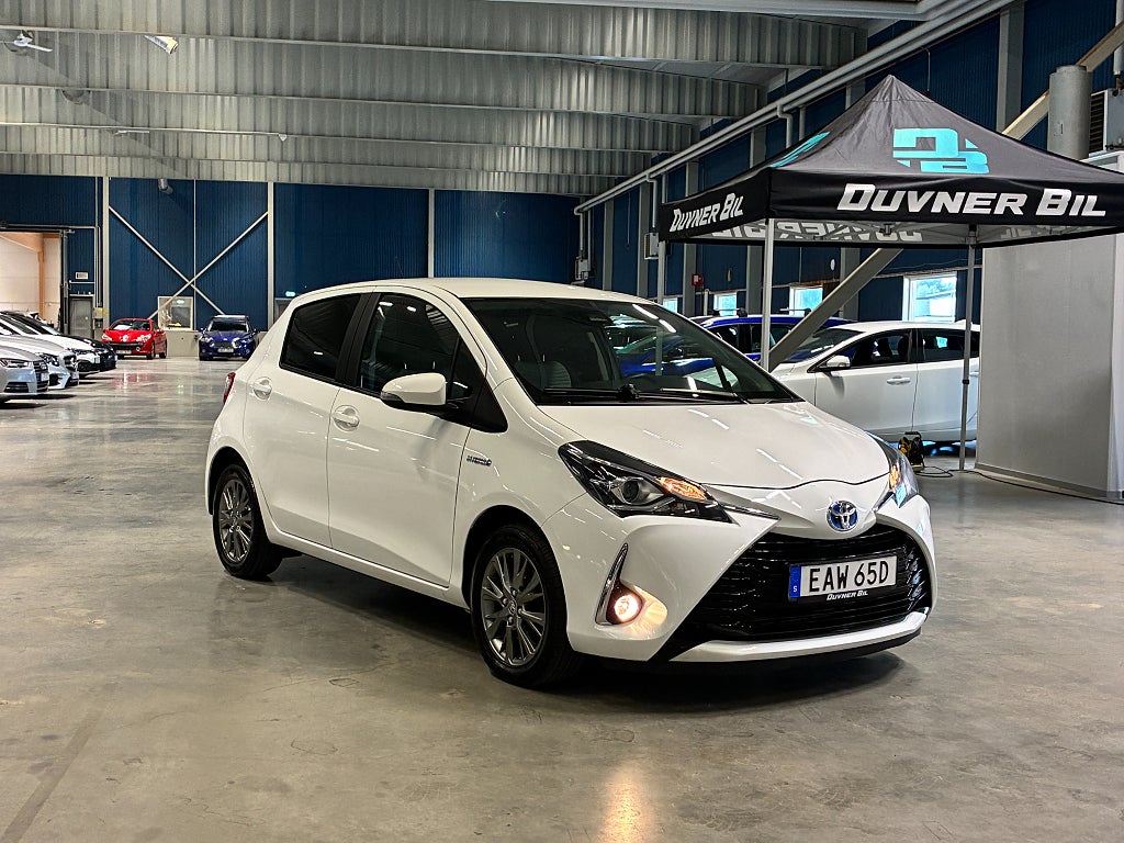 Toyota Yaris Hybrid e-CVT Active | Backkamera | ACC 