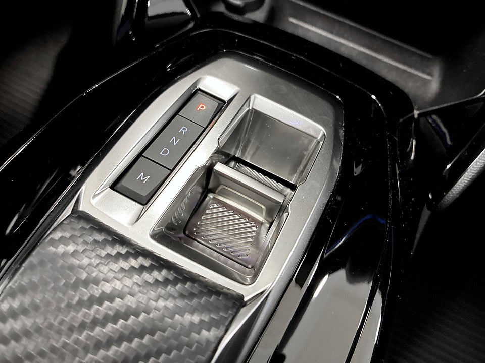 Bild på Peugeot 2008 GT 1.2 PT 130hk Aut B-KAMERA CARPLAY