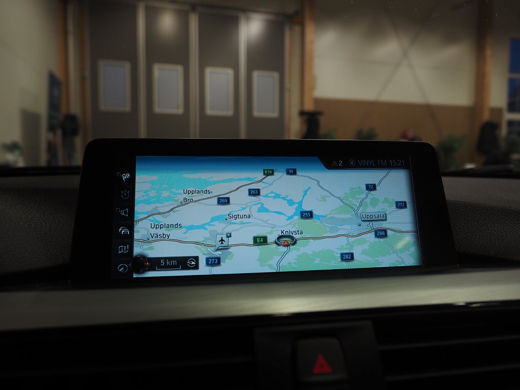 BMW 318 d 150hk Touring Steptronic Sport line  | Navi | Drag | 2017