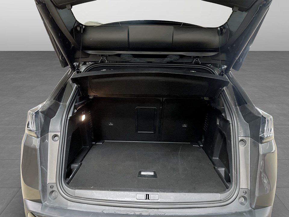 Bild på Peugeot 3008 GT Black Pack 1.2 PT 130hk Aut - B-KAMERA, CARPLAY