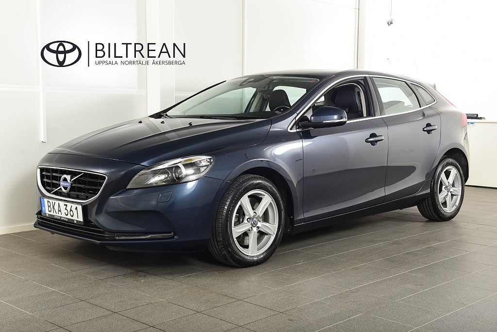 Volvo V40 D4 Momentum BE 190Hk  / Värmare 
