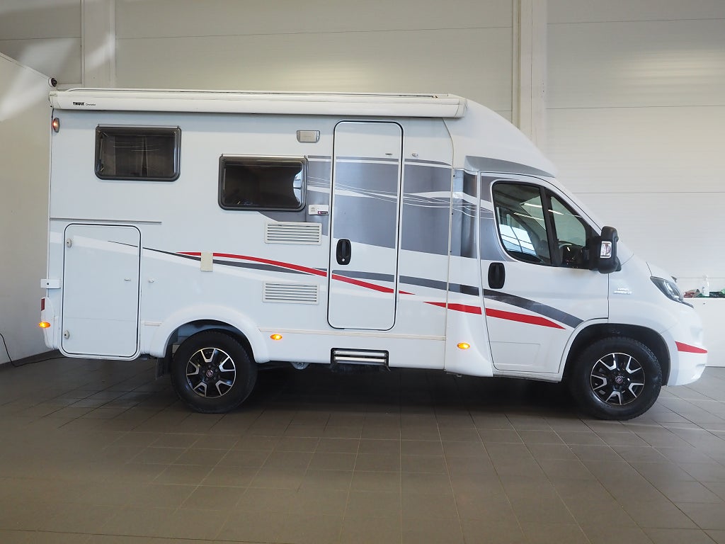 Sunlight T60 Under 6m Markis Automat Tvärbädd Stort garage 2016