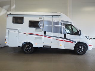 Husbil-halvintegrerad Sunlight T60 3 av 17