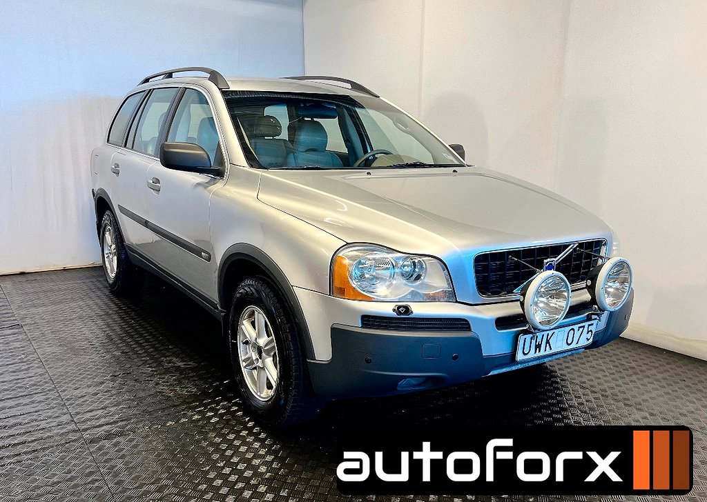 Volvo XC90 D5 AWD AUT 163HK SUMMUM DRAG VÄRMARE NAVIGATOR