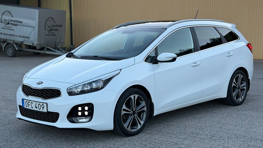 Kia Ceed cee'd_sw 1.6 CRDi GT-Line Euro 6 Panorama,Drag,B-kamera