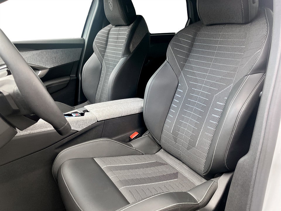 Bild på Peugeot 5008 GT Hybrid 1.2 PT 145hk Aut KAMPANJ BRÄNSLE INGÅR