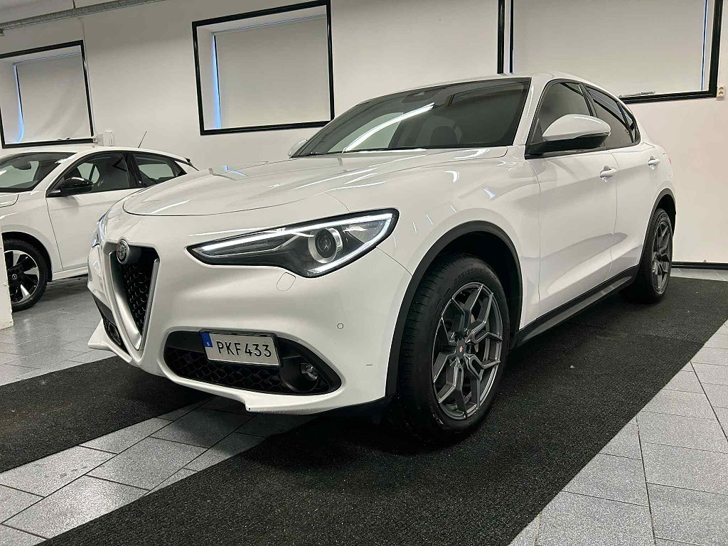 Alfa Romeo Stelvio 2.2 JTD 16V Q4 Super Euro 6 210 hk Aut