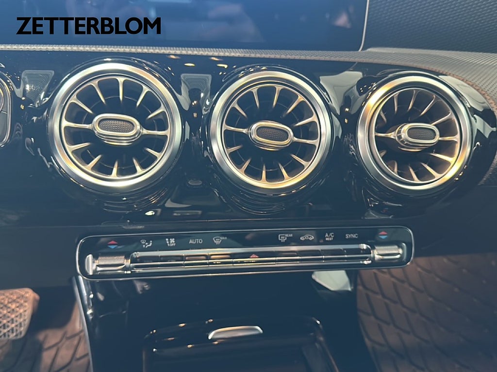 Kombi Mercedes-Benz CLA 18 av 20