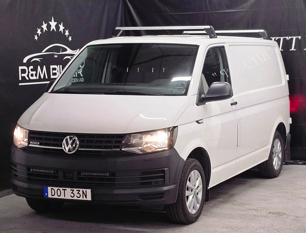 Volkswagen Transporter 4WD, MOMSBIL, Drag, CarPlay, Inredning, Ny Kamrem/Bes!!