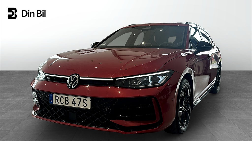 Volkswagen Passat R-LINE 1.5 TSI eHYBRID Panorama/Navigation