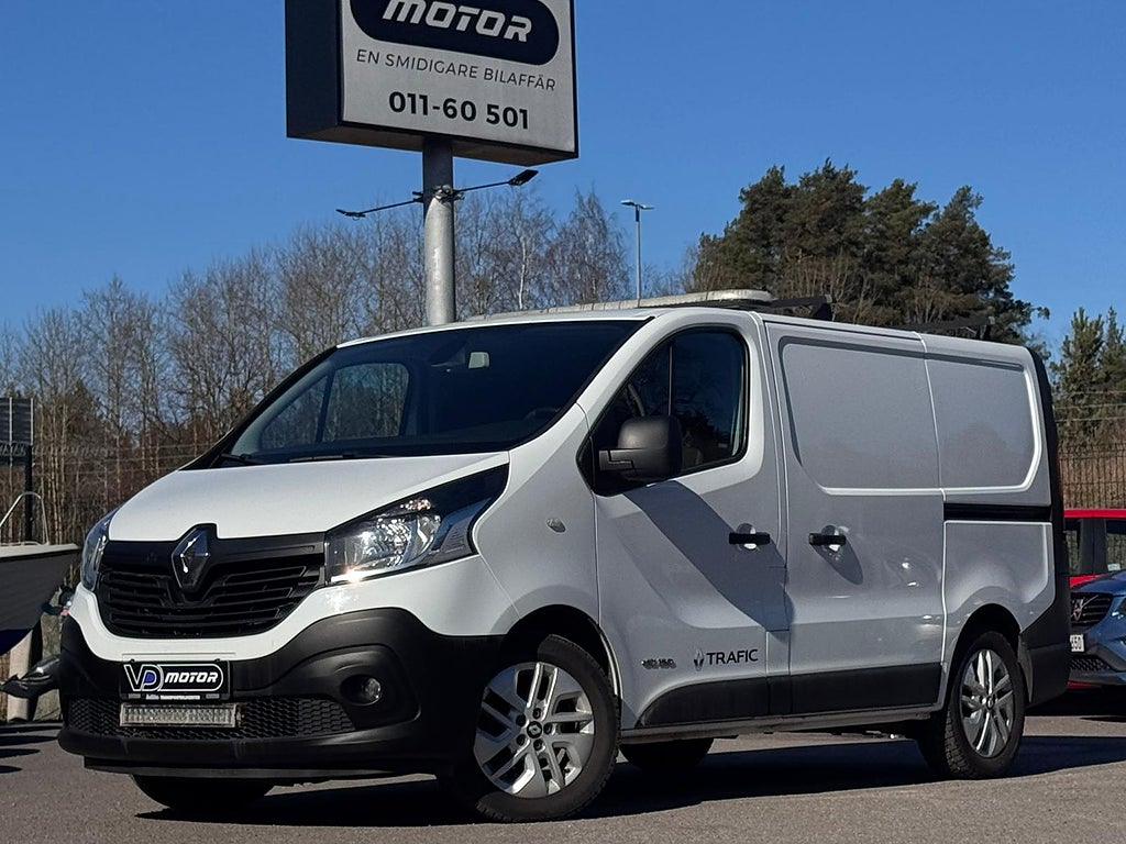 Renault trafic Skåpbil 1.6 dCi 2.9t Värmare Kamera Drag 120hk