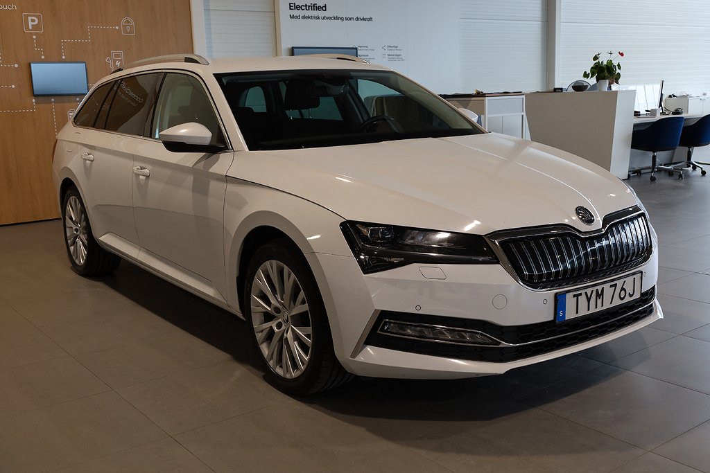 Skoda Superb iV Kombi 1,4 Plug-in Hybrid Style Navi Drag 2022
