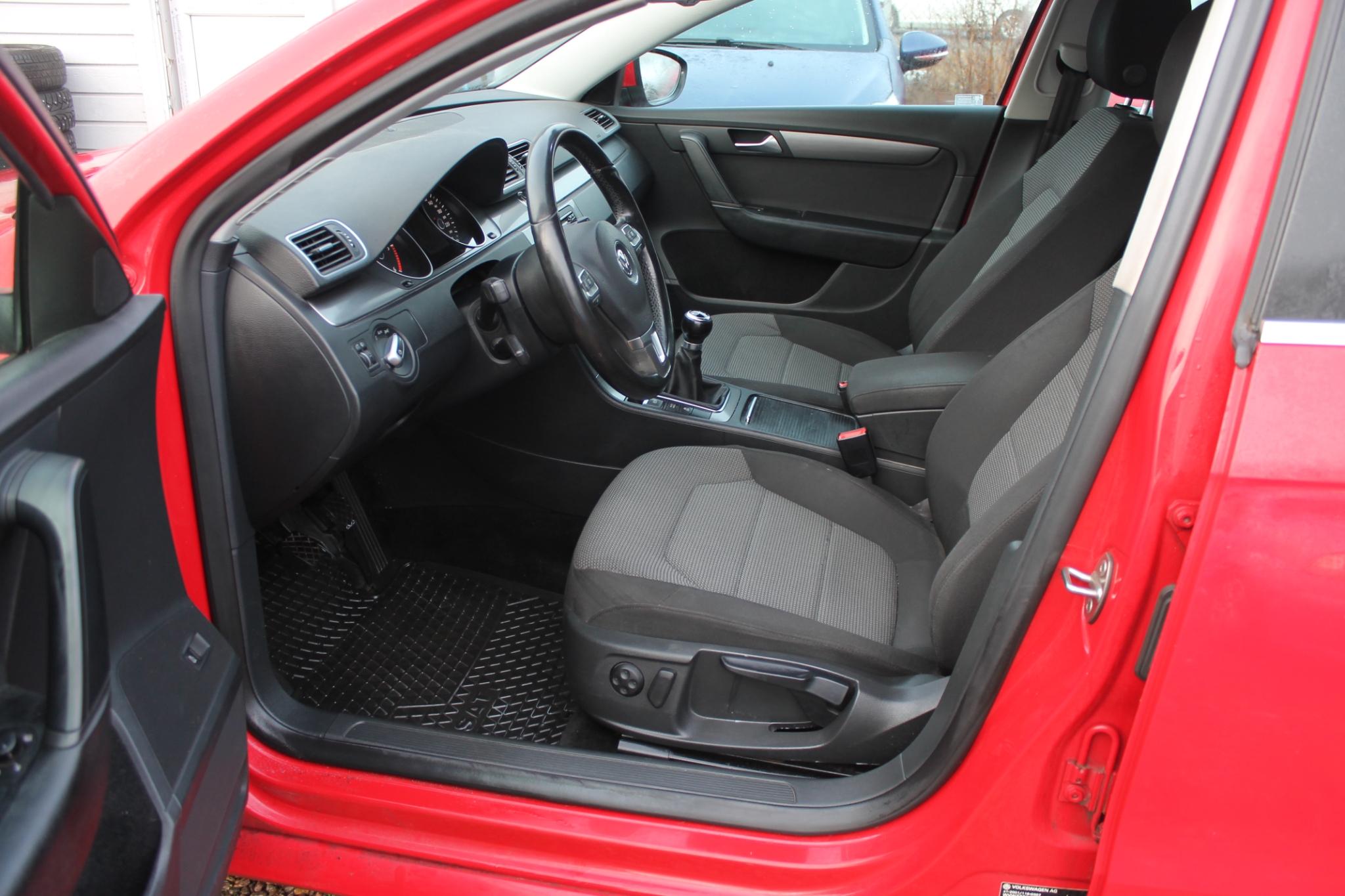 Volkswagen Passat 2011, bild 7/34