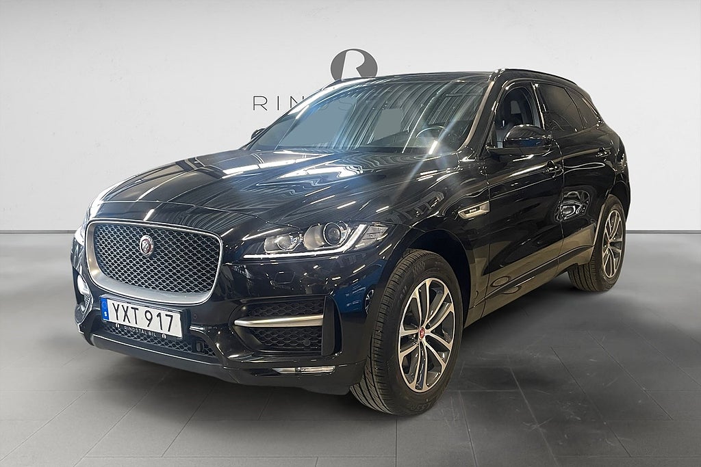 Jaguar F-Pace 240 HK AUT AWD R-SPORT PDC PANO NAVI M&K 12600MIL