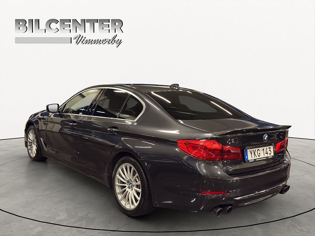 BMW 540 i Sedan Luxury Line 2017, kuva 4/52