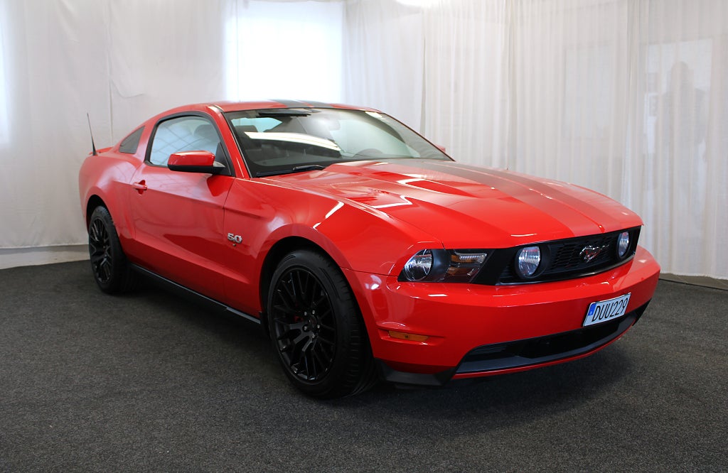 Ford Mustang GT 5.0 Premium|Clean Carfax|Race Red|Sportavgas|BBK