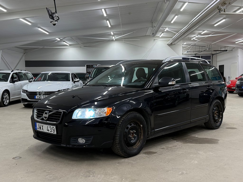 Volvo V50 D2 MOMENTUM DRAG SKINN S&V-HJUL