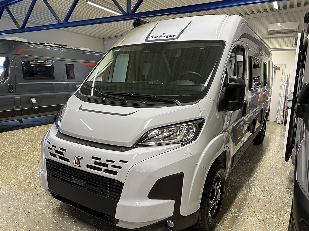CHALLENGER V114 2026 - miniatyr 2