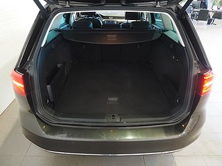 Kombi Volkswagen Passat 24 av 24