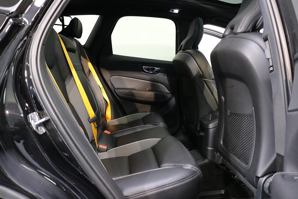 Volvo XC60 2020 - miniatyr 17