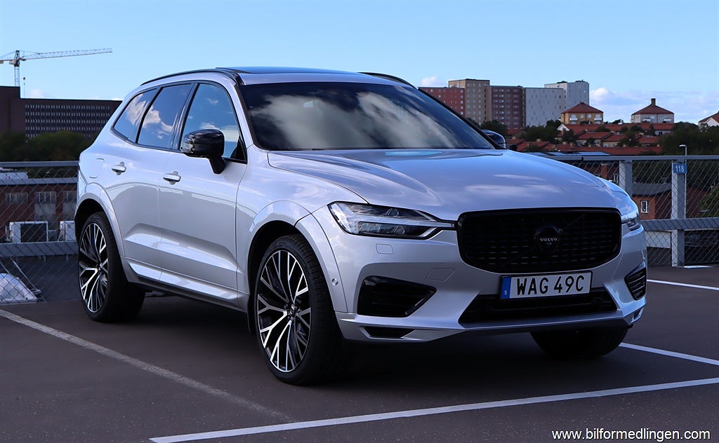 Volvo XC60 T8 R Design Panorama Head-Up S/V-hjul