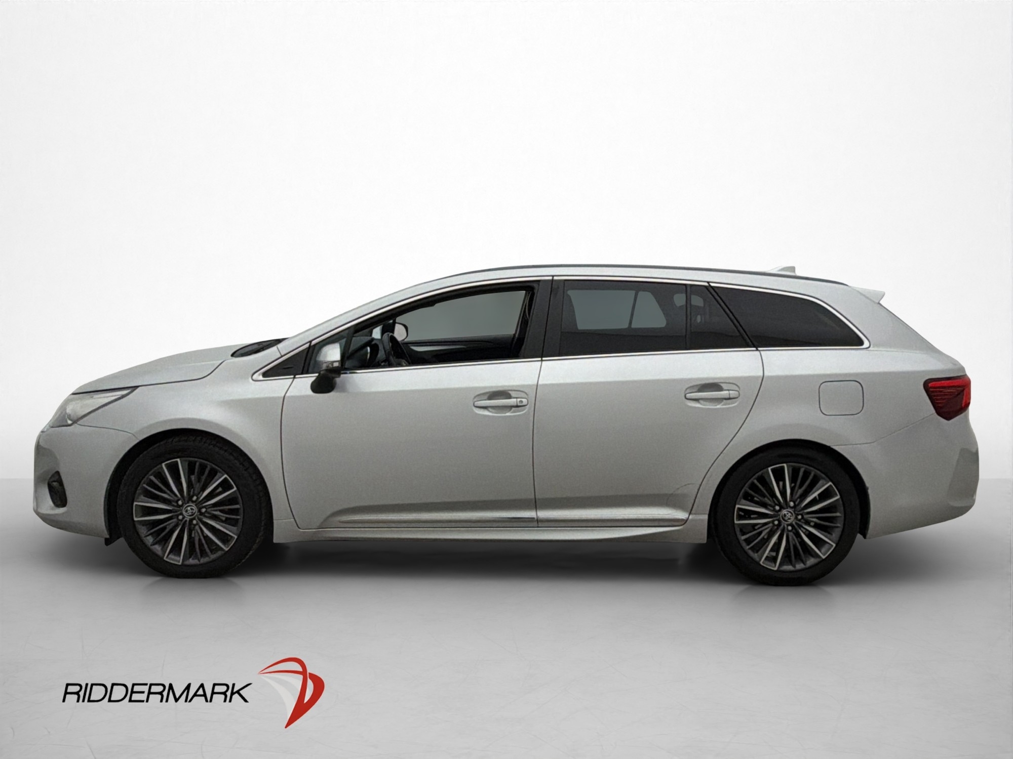 Toyota Avensis 2017, bild 3/10