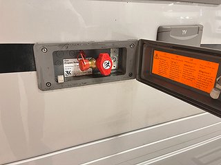 Husbil-integrerad Bürstner ELEGANCE 910 11 av 34