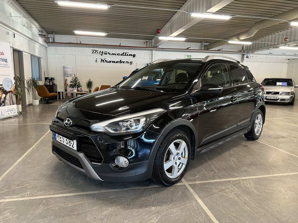 Hyundai i20 1.4 Premium P-Sensorer Fullservad