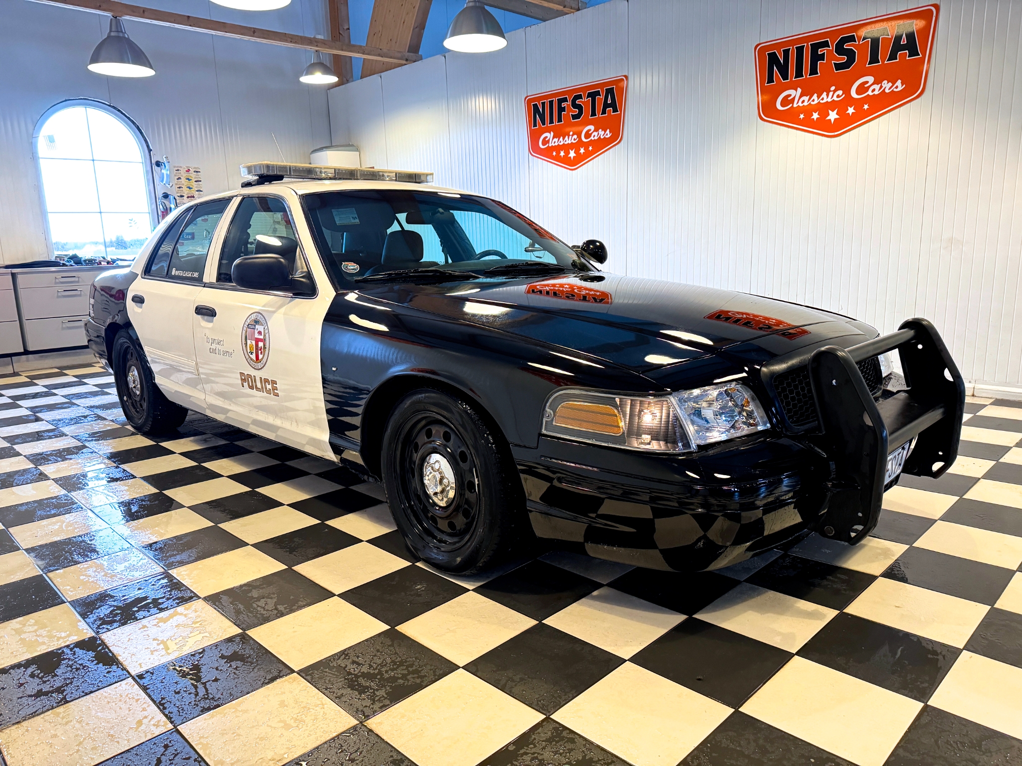 Ford Crown Victoria 2002, bild 7/45
