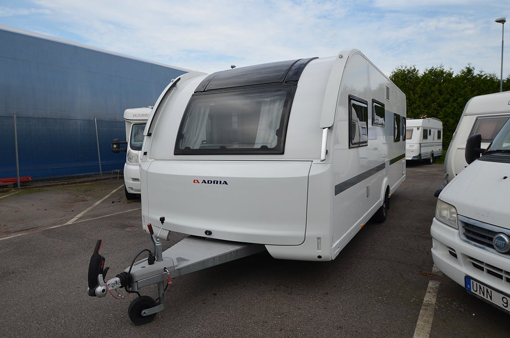 Adria adora 613 ut (AC)