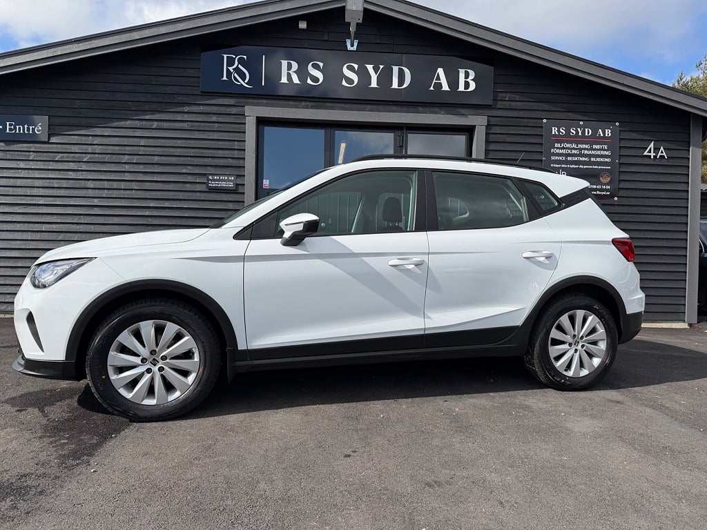 Seat Arona 1.0 TGI 90 hk Style V-hjul Nybilsgaranti kvar 2027 12 