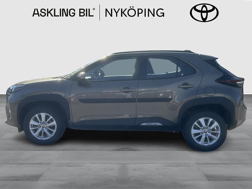Toyota Yaris Cross 2023 - miniatyr 4