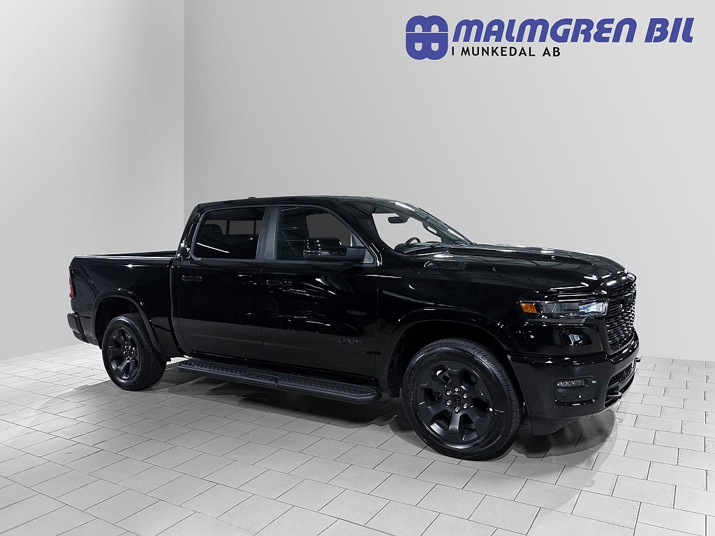 Dodge RAM 1500 Bighorn Night 420HK 2516:-/Årsskatt 