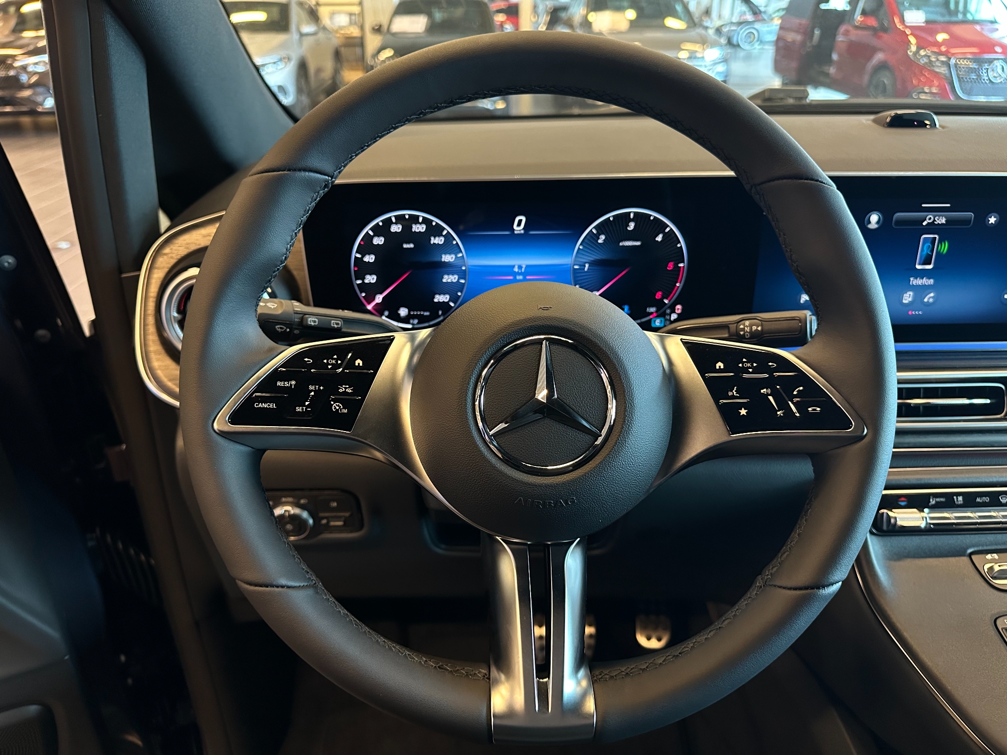 Mercedes-Benz V 2026, bild 7/31