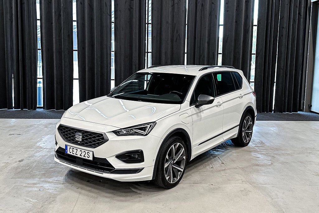 Seat Tarraco PLUG-IN FR Line|Cockpit|360°|Navi|Drag|Moms