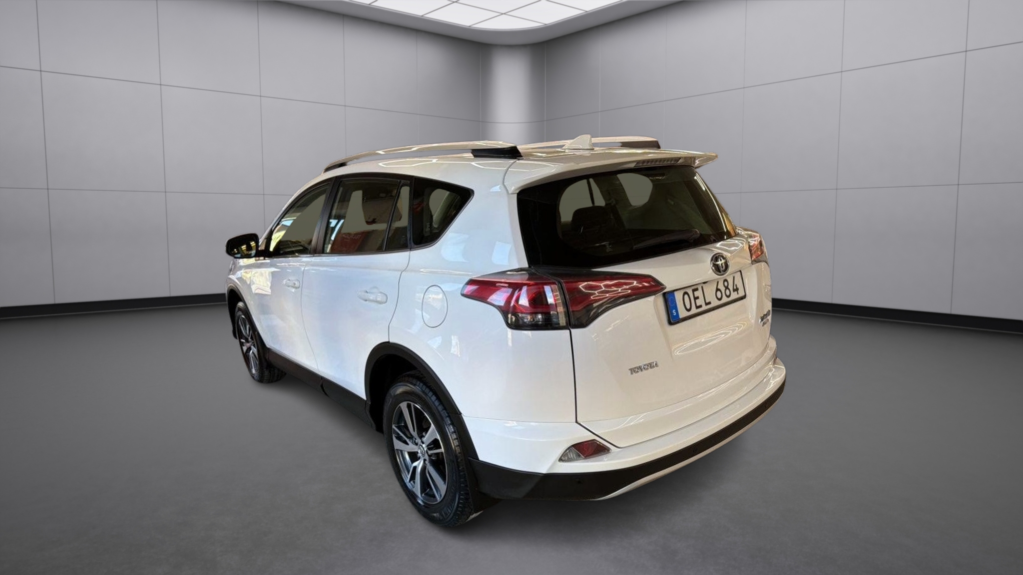 Toyota RAV4 2016, kuva 7/47