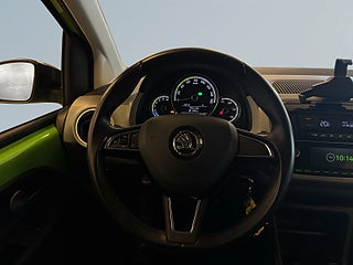 Skoda Citigo iV 36.8 kWh SoV-Däck/Värmare/Psens – bild 9