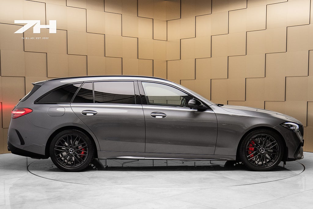 Mercedes-Benz C43 AMG Touring 4M 360° HuD Pano Bakaxelstyrning