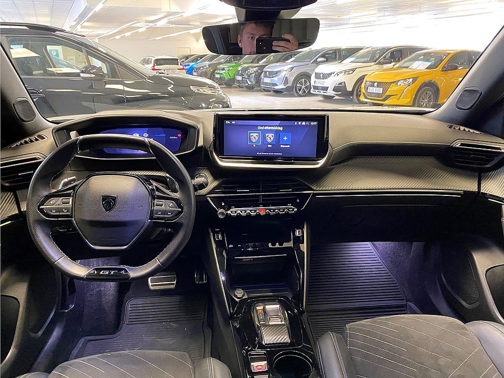 Bild på Peugeot 2008 GT 1.2 PT 130hk Aut - 360-KAMERA, CARPLAY