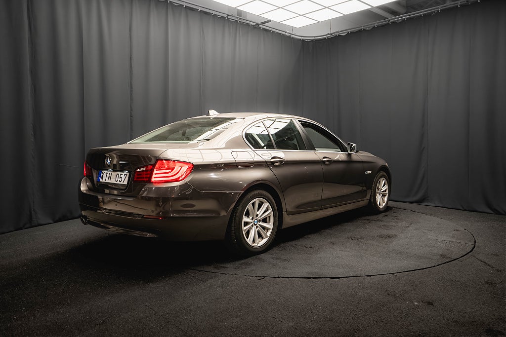 BMW 520d d Sedan DRAGKROK RATTVÄRME 184hk
