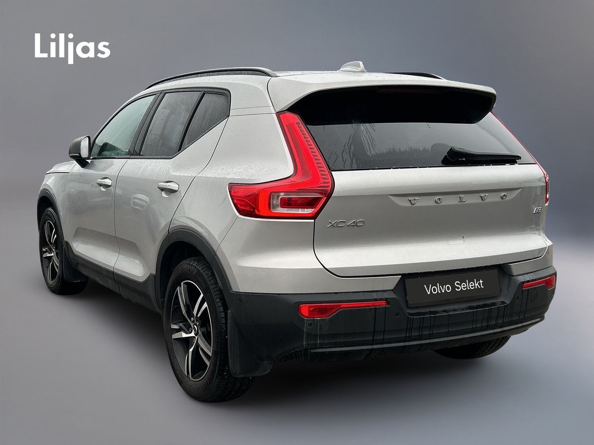 Volvo XC40 B3 FWD Bensin Plus Dark 2025, kuva 3/10