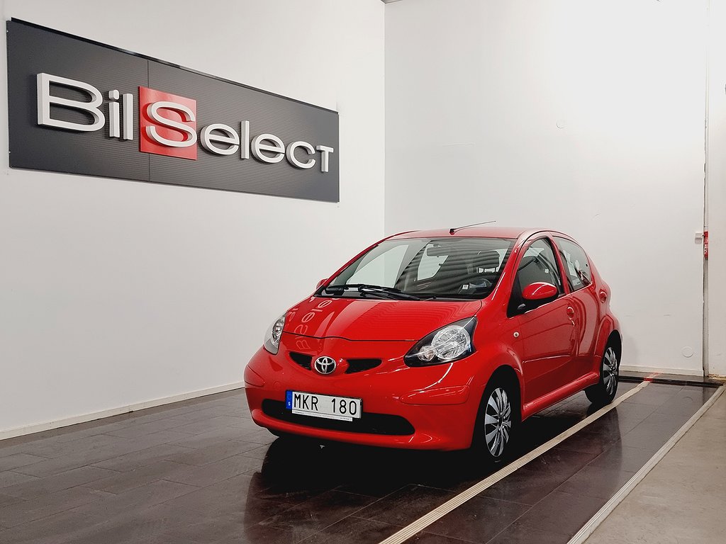 Toyota Aygo 5-dörrar 1.0 VVT-i Euro 4 Ny Servad Ny Besk 