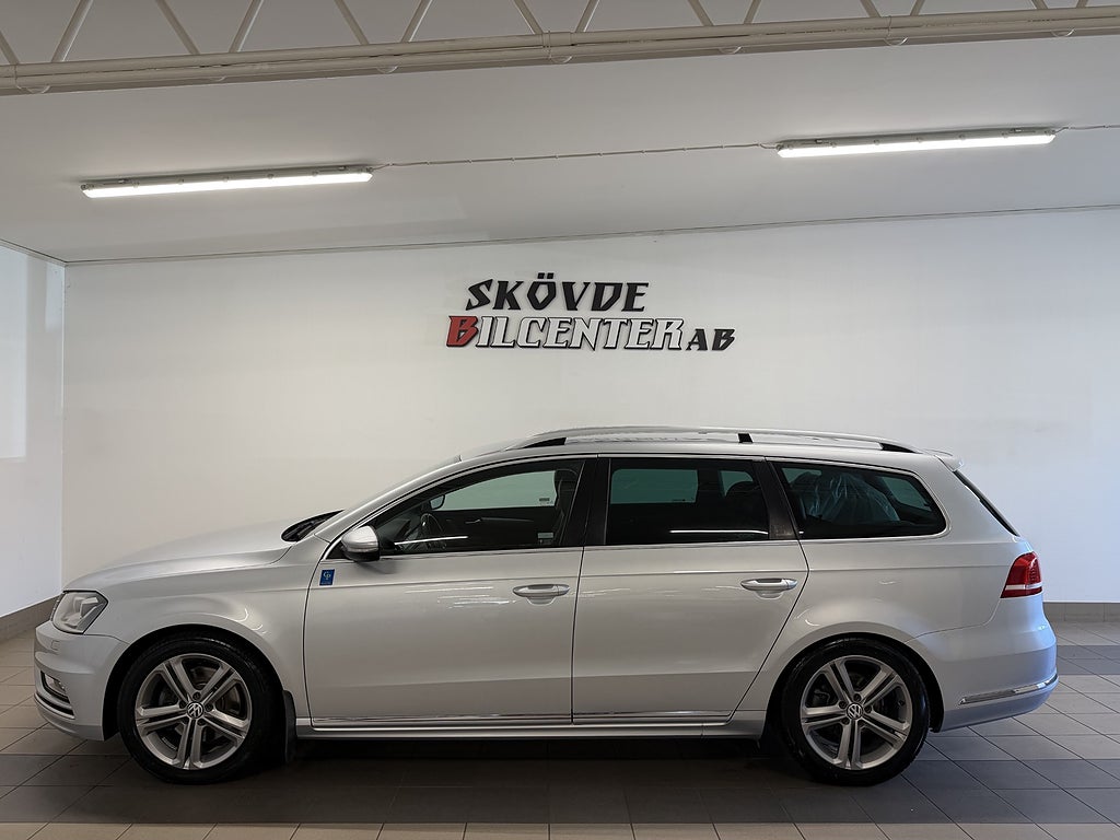 Volkswagen Passat 2.0 TDI 4Motion R-Line GT/1-Ägare/Drag/B-Kamera/Nybesik