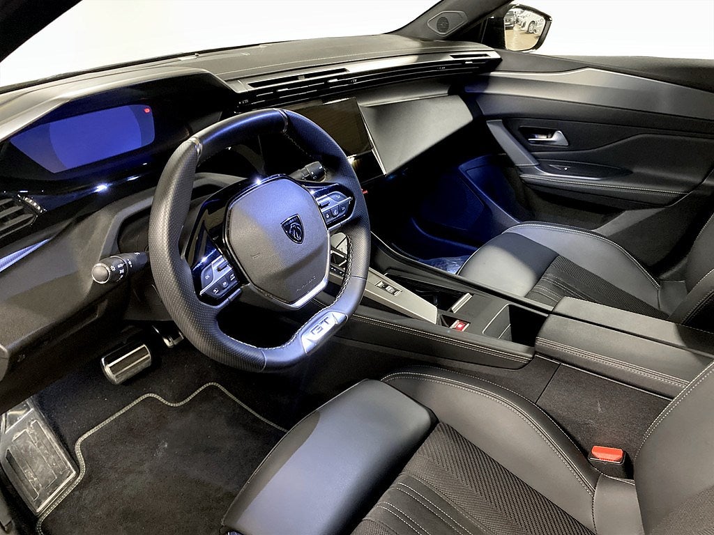 Bild på Peugeot 308 SW GT 1.2 PT 130hk Aut - 360-KAMERA, CARPLAY